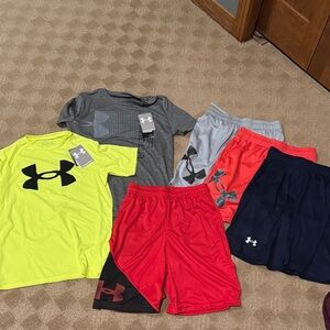 6 Piece Youth Boys Medium Under Armour - 2 shirts, 4 shorts with pockets